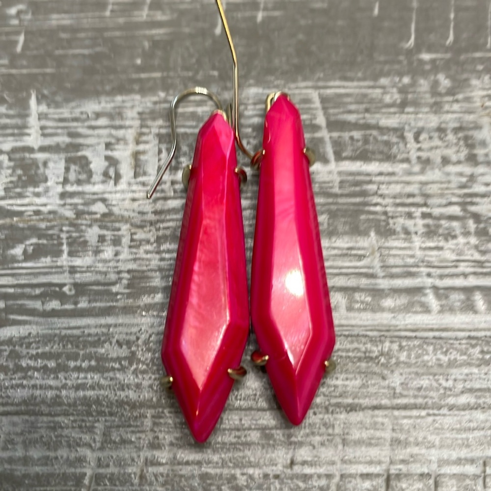 Kendra Scott Grey Drop Earrings in Gold with Red Agate